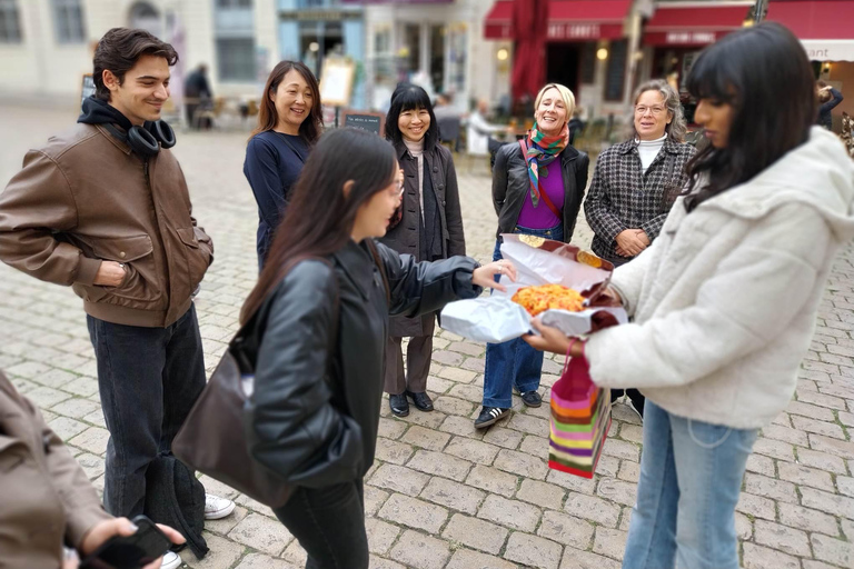 Paris: 2-Hour Express Food Tour with 4 Tastings & Fine Wine