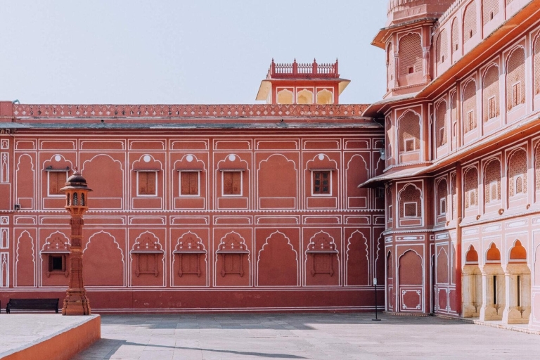 Depuis Delhi : visite privée de Jaipur en voiture avec possibilité de descendre à Agra