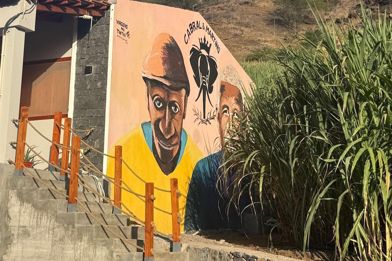 Santiago: Cidade Velha Beginner Hike with Lunch