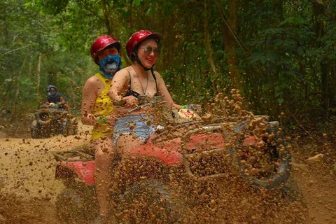 Cancun: Passeio de quadriciclo exclusivo, tirolesa, mergulho no cenote com almoço