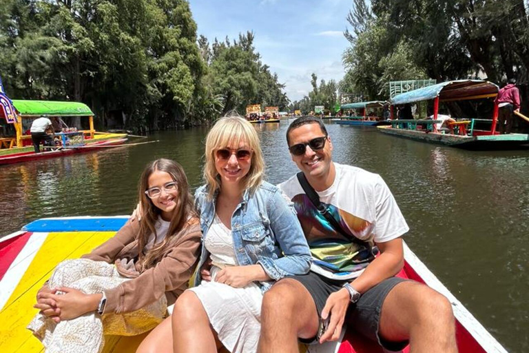 Xochimilco i Coyoacán: Muzeum Fridy Kahlo lub AnahuacalliXochimilco i Coyoacán