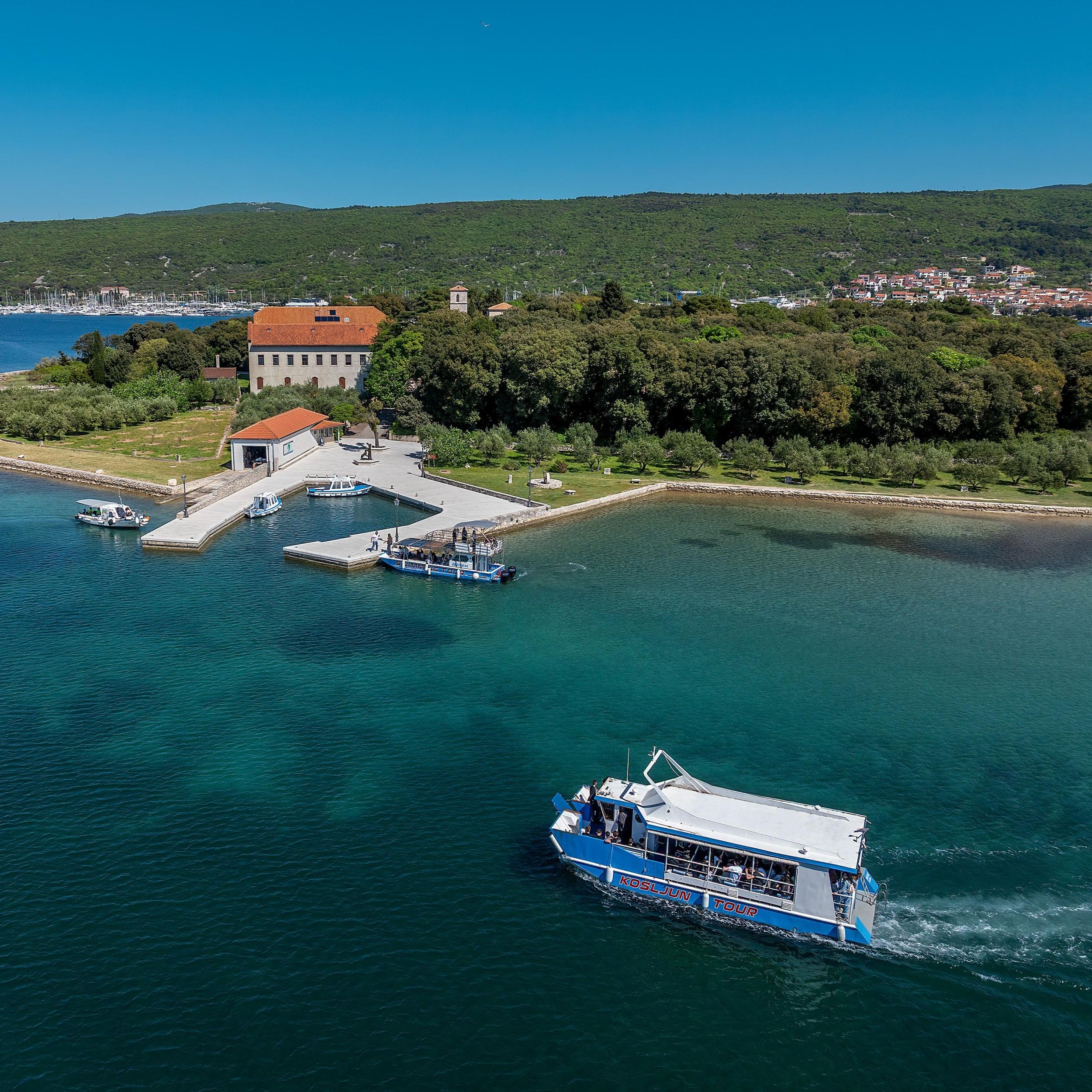 Punat: Bootstour zur Insel Košljun, Wassertaxi Punat–Košljun