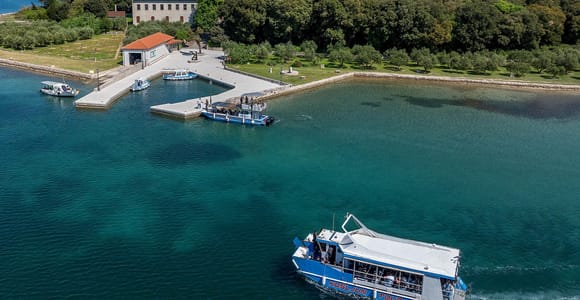 Punat: Bootstour zur Insel Košljun, Wassertaxi Punat–Košljun