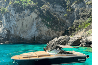 Island of Capri: Private Yacht Tour
