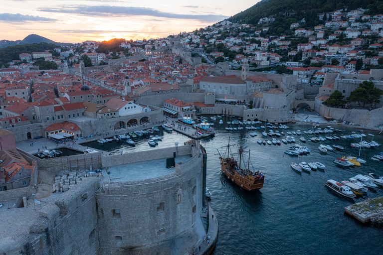 Dubrovnik: Galleon Sunset Cruise with a Live Guide & Drink Sunset Cruise in English