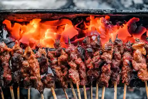 Jakarta: Local Street Food Shared Tour with MRT Jakarta