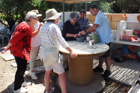 Experiencia en la Ruta del Olivo, clase de cocina y cata de aceite de oliva