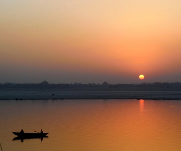 Varanasi: Sunrise Boat Tour with Arti Ceremony