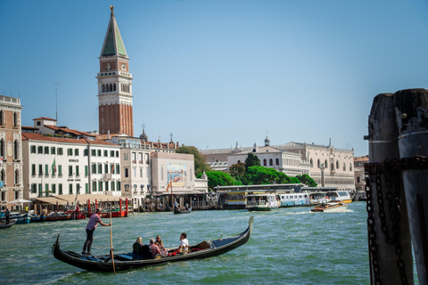 Venice: Fall in Love on a Private Grand Canal Gondola Ride