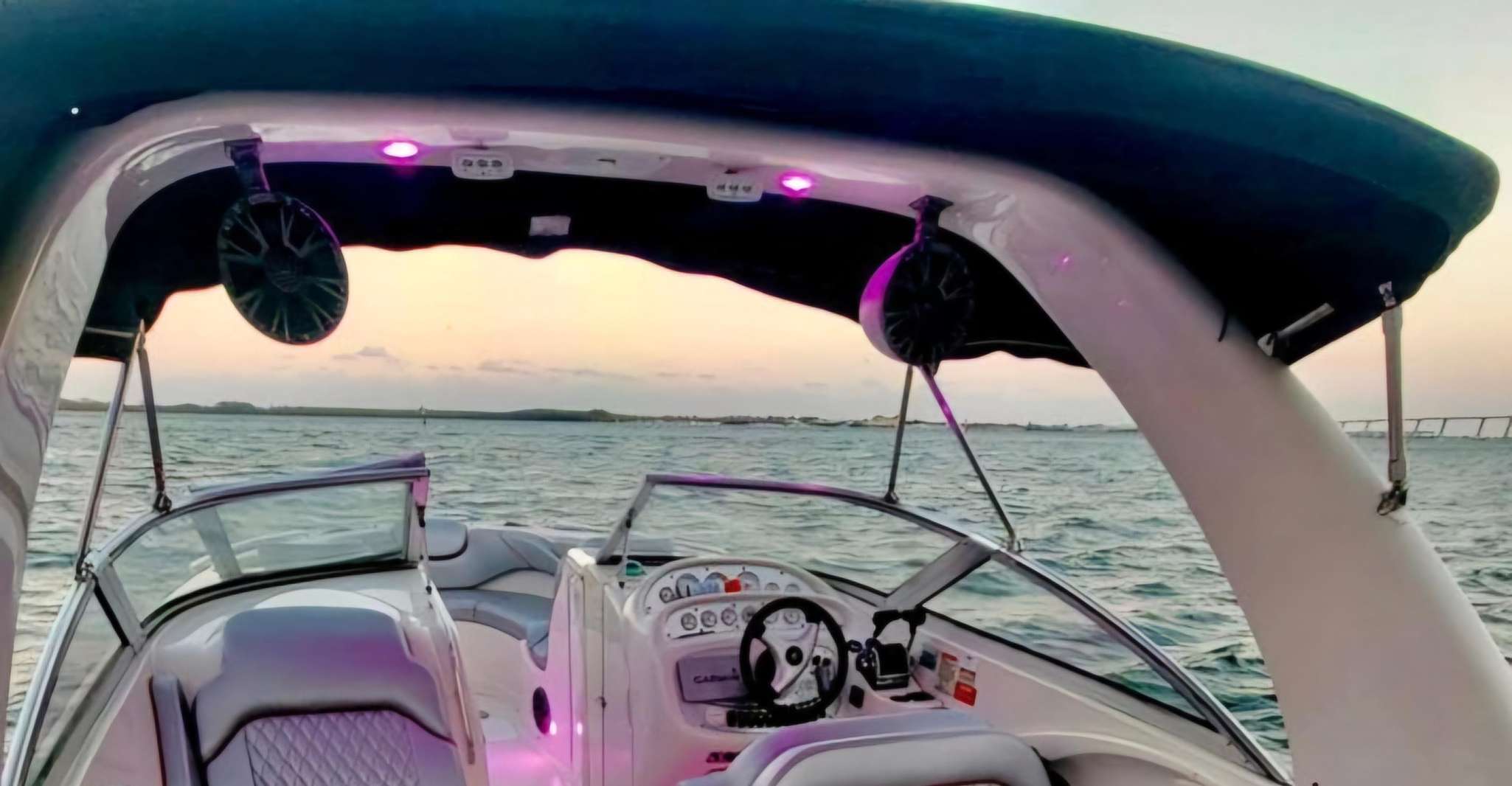 Miami: Exclusive Private Boat Guided Tour photo 9