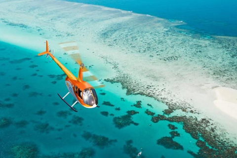 Cairns: Vuelo panorámico de 40 minutos Outer Reef Odyssey