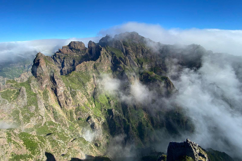 Funchal : randonnée au Pico Ruivo et à l&#039;Achada do Teixeira avec transfertFunchal : transfert pour randonnée au Pico Ruivo et à Achada do Teixeira