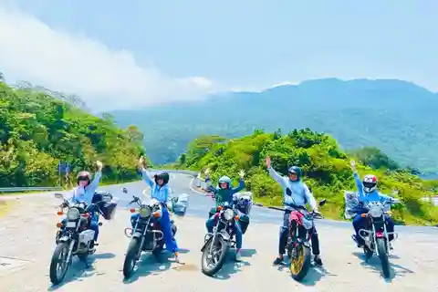 De Hoi An a las Montañas de Mármol y el Paso de Hai Van en Easy Rider