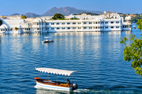 From Delhi: 15-Day Rajasthan Desert & Taj Mahal Private Tour 15-Day Private Royal Rajasthan Tour with Budget 2Star Hotels