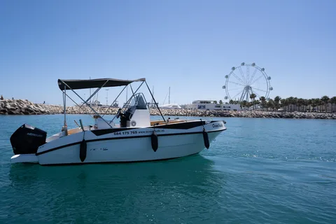 Benalmadena: Båtuthyrning i Malaga i timmar