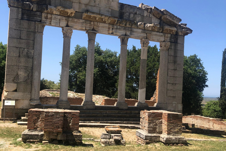 地拉那：含船游与历史讲解的三日导览之旅地拉那：3日导览之旅含乘船游览与历史讲解