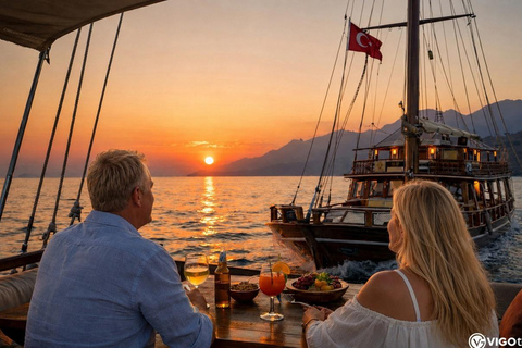 Antalya: Sunset Pirate Boat Trip with Dinner and Transfer Only Meetingpoint