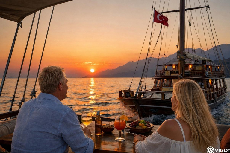 Antalya: Sunset Pirate Boat Trip with Dinner and Transfer Only Meetingpoint