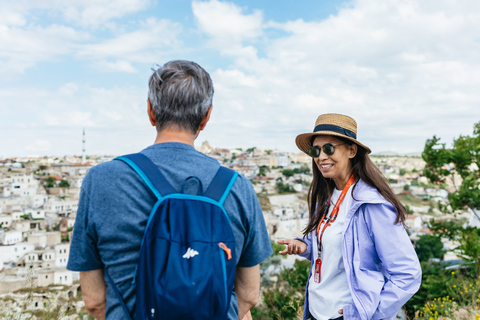 Istanbul: escursione di 2 giorni in Cappadocia con voli e hotel nelle grotteVisita guidata in inglese