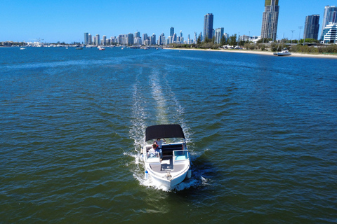 Gold Coast Boat Hire, 8 person Bow Rider Boat Rental Gold Coast Boat Hire, 8 person Bow Rider 4 Hour Rental