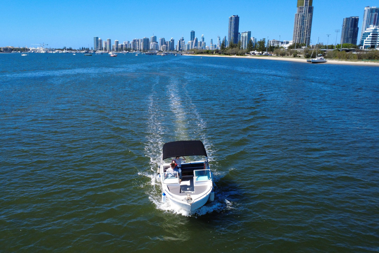 Gold Coast Boat Hire, 8 person Bow Rider Boat Rental Gold Coast Boat Hire, 8 person Bow Rider 4 Hour Rental