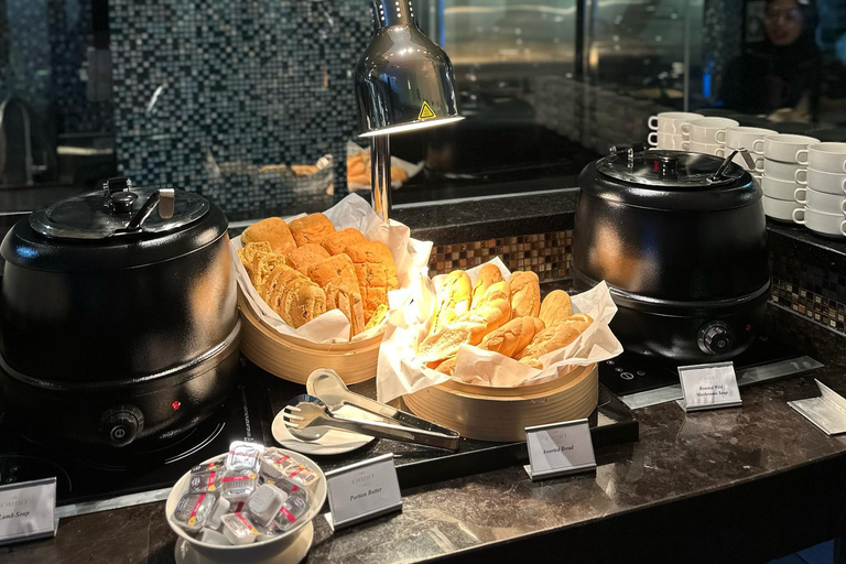 Kuala Lumpur: 360° Panoramic Dining at Kuala Lumpur Tower