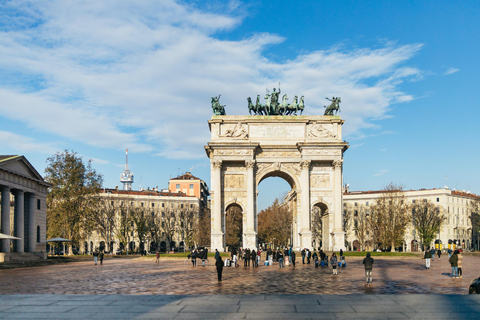 Discover Milan 3-Hour Guided Bike Ride Discover Milan 3-Hour Guided Bike Ride in English