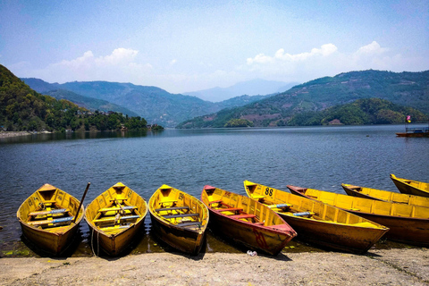 Randonnée d&#039;une journée au lac Begnas et à Thulakot depuis PokharaPokhara : randonnée d&#039;une journée à Begnaskot