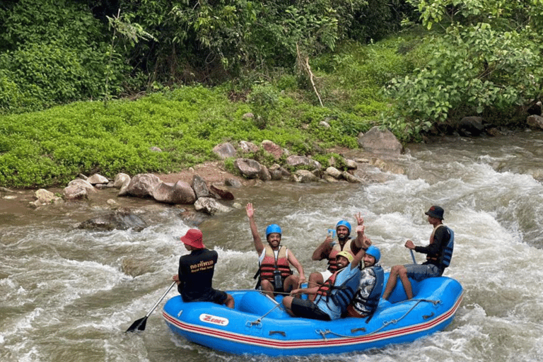 Phuket : grotte aux singes, rafting, tyrolienne et cascadeVisite sans quad