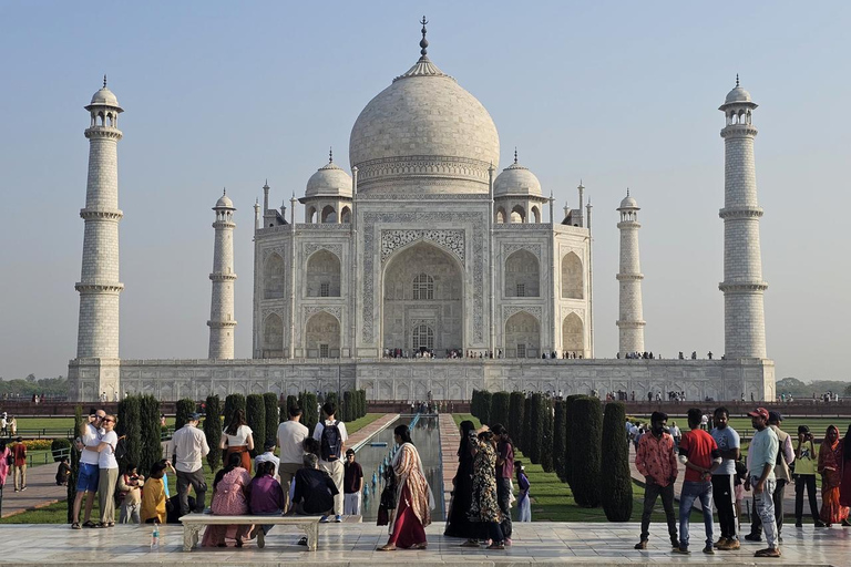 8-Day Golden Triangle Tour With Ranthambore & Jhalana Safari Tour With 3-Star Hotel Recommendation