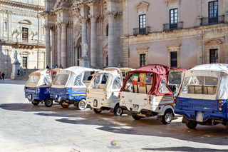 1 hour Tuk tuk tour in Siracusa