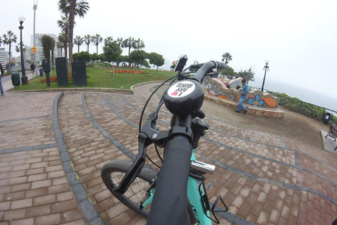 Lima: tour in bici di Miraflores, Barranco e Morro SolarTour in bici di Lima - Lungo la costa