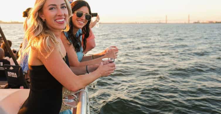 Monday Ladies Night Sail - Ticket & Drink Specials