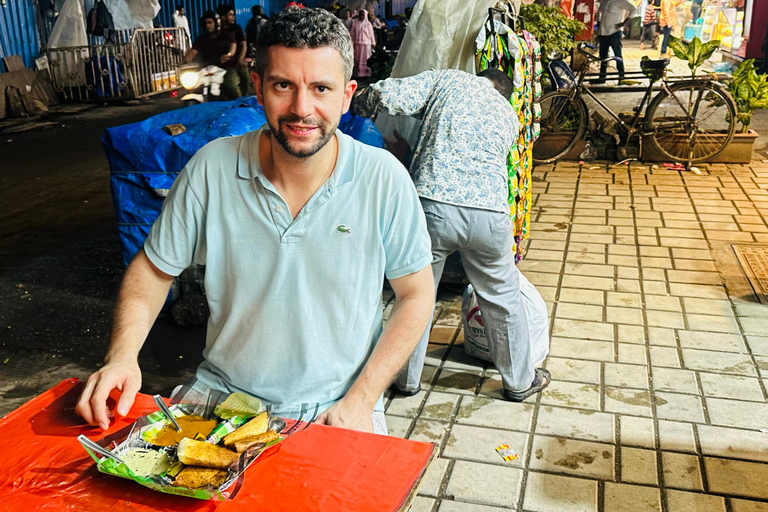 Mumbai: Street Food Tasting Tour Group street food tour (without pickup and drop)