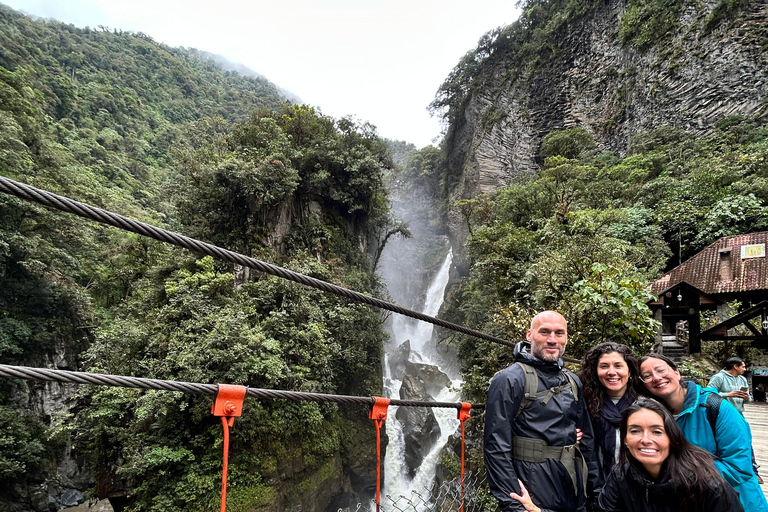 Quito: 7-Days Avenue of Volcanoes Tour with Guide