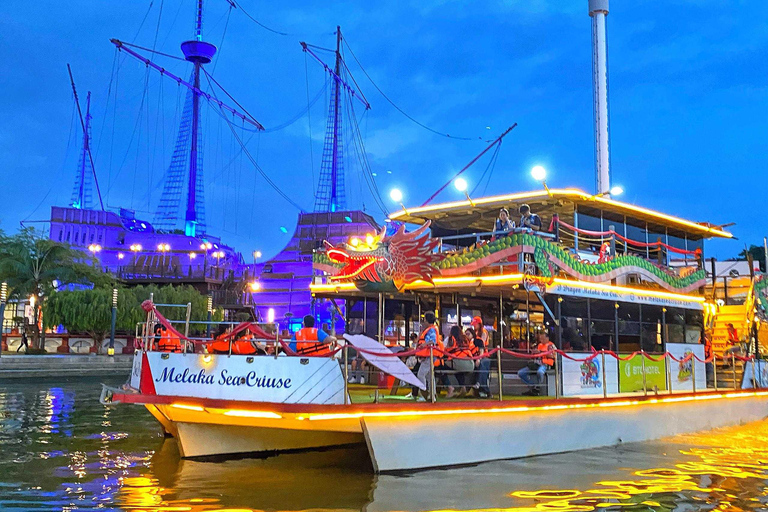 From Kuala Lumpur: Melaka Day Trip with Sunset Cruise