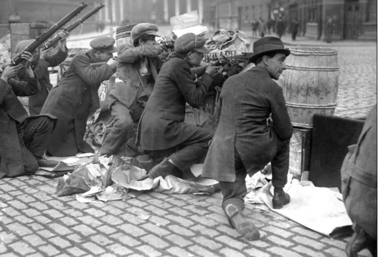 Dublin: Highlights & Hidden Gems Private Tour + Local Guide