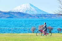 Hokkaido, Noboribetsu, Lake Toya and Otaru Full-Day Tour - Housity