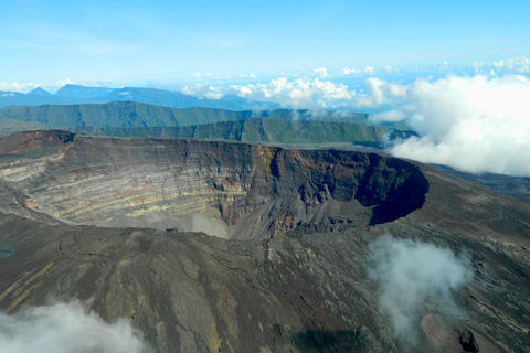 Piton de la Fournaise: Small-Group Scientific Volcano Hike