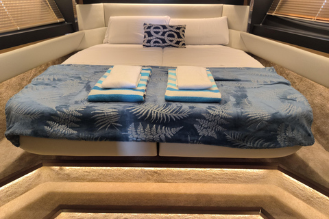 Cádiz: Bay of Cádiz Luxury Motor Boat Cruise