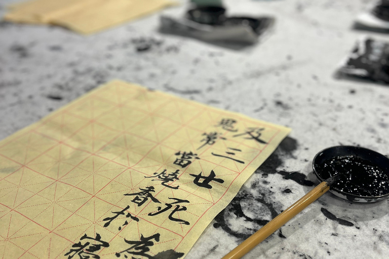 Shanghai Calligraphy Workshop & Tour in Qibao Ancient Town