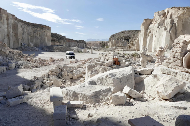 Arequipa: Sightseeing Tour of the Ashlar Quarries and Culebrillas
