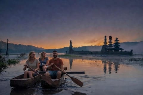 Bali: Munduk, Tamblingan Lake Trekking and Canoeing