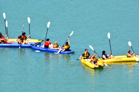 Kayak &amp;SUP en el lago Berat, comida campestre