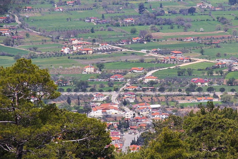 Fethiye: Yeşilüzümlü Village & Kadyanda City Tour