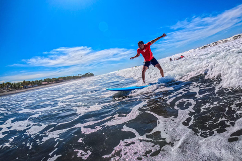 El Salvador playa San Blas Beginner Surf Lesson