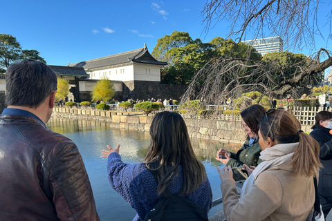 Tokyo: Tour storico a piedi del Palazzo Imperiale e del Castello di Tokyo