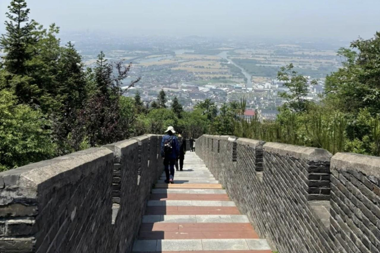 Shanghai: Yixing Little Great Wall Hike with Temple Visit private tour option