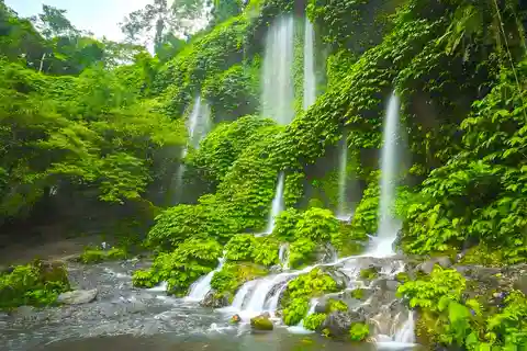 Lombok: Benang Stokel, Benang Kelambu, Culture, & Beach Tour