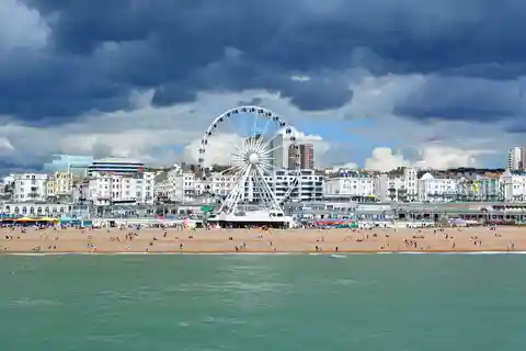 Brighton: Express Walk with a Local